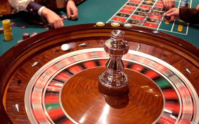 phataya platform overview showing mobile sports betting and live casino interface for Filipino players